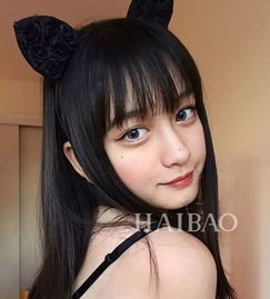 漫画脸susan苏参加时装周,与明星同框被嘲颜值幻灭