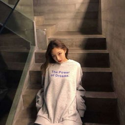 幽默笑话每次跟他一起喝酒,总是说儿子都是我替他养大的