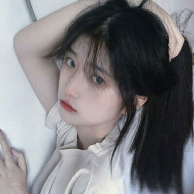 女生头像高冷霸气病态街上开始弥漫甜蜜的气息