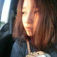 短发女生头像唯美短发女生头像