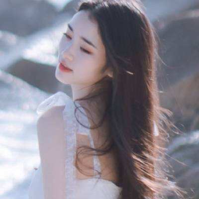 温纭墨亦瑾未婚单身,不近女色