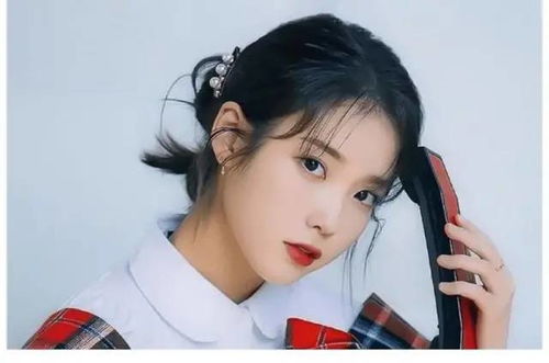 韩国solo歌手iu,出道后常红十年之久,备受中国粉丝喜爱