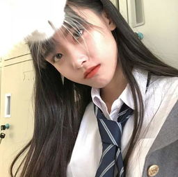 元气少女闺蜜头像,和你一起晒太阳吸收养分,然后一起发光