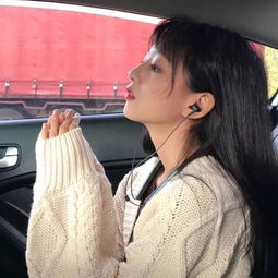 头像丨没有真正快乐的人,只有比较想得开的人