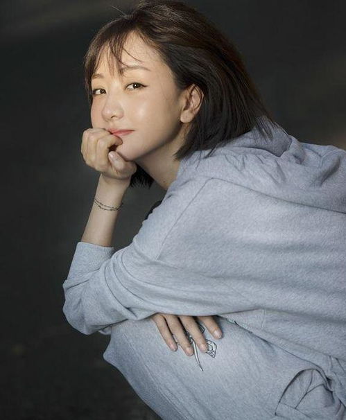刘诗诗唐嫣杨蓉短发减龄又美丽,杨幂成反面教材