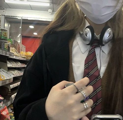 ins不露脸女生头像