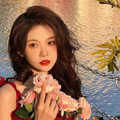 女头氛围感美女