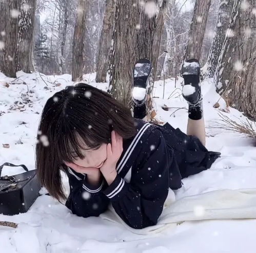 这个冬季的专属女生头像