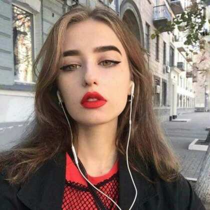 古老的年代,爱情是写在红叶上的缘分