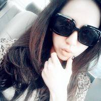 戴墨镜的唯美可爱女生你喜欢吗
