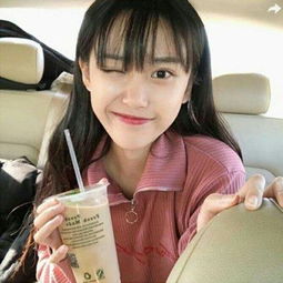 欢笑集锦电话响的时候有张癞蛤蟆的照片