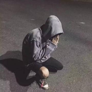 独一无二男生个性小丑头像不露脸我的人生就tm缺你