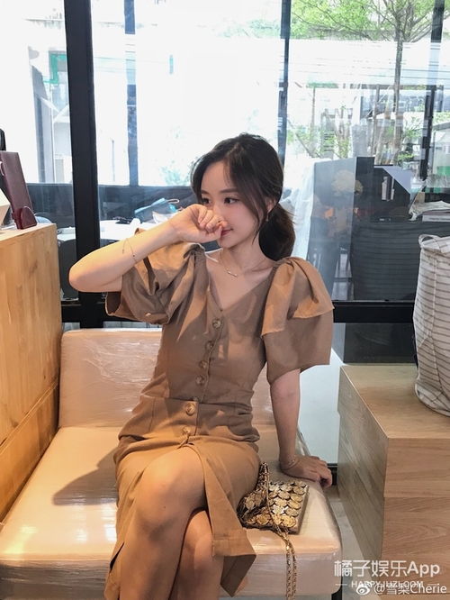 她也被怀疑是摆拍不吃饭了