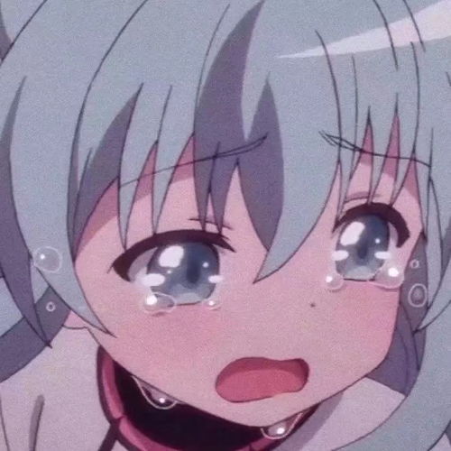 女生哭头像加班