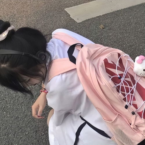 不露脸女生头像不等风,也不等你