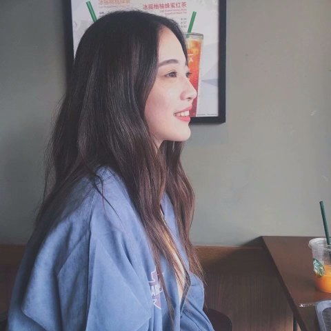 情商越低的女人,越喜欢在微信朋友圈里做这三件事