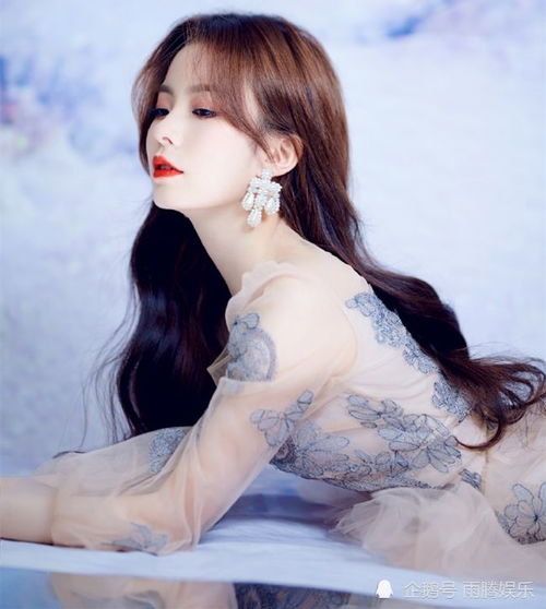 女生近期频繁换头像陈卓璇