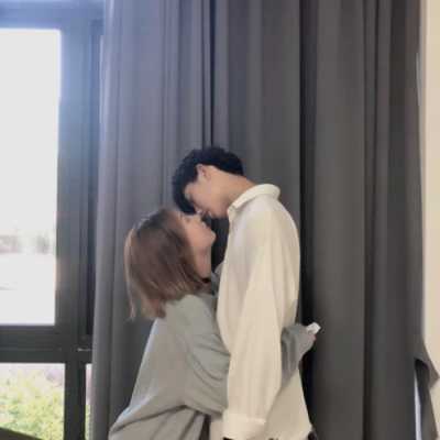 2021年最潮美丽恋人头像