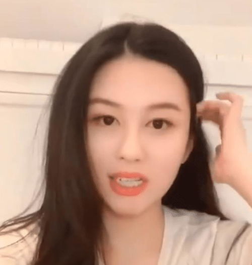 邱淑芬女儿近照,颜值气质完美遗传妈妈,不进军娱乐圈可惜了