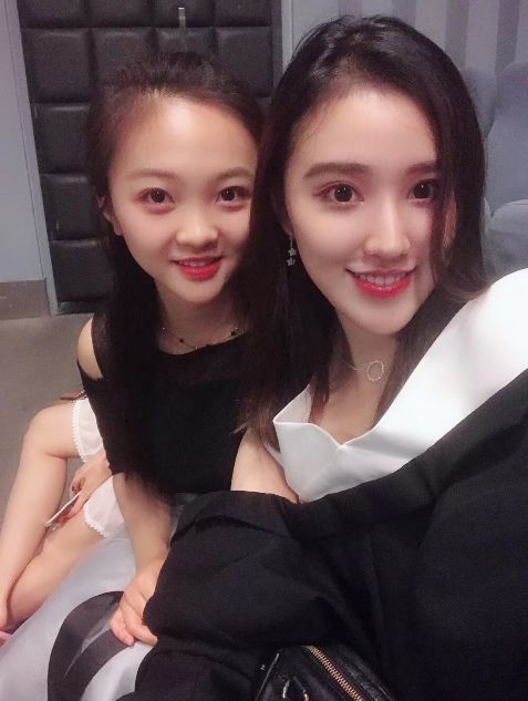 林妙可变美了还记得以前老干部风的土味少女吗
