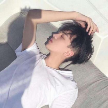 成熟男生霸气头像冷酷真人,自闭抑郁沉默无语的男人