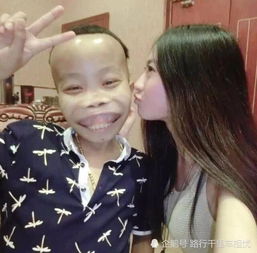 陈山曾开劳斯莱斯法拉利,碰过的女人都变心,如今只带父母潇洒