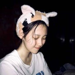 真人头像女模糊元气满满