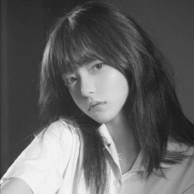 伤感风意境黑白女头,脸上有挥之不去的寂寞