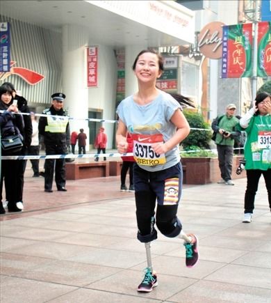 断肢舞者廖智地震丧女截肢遭抛弃,后嫁华裔学霸,舞出开挂人生