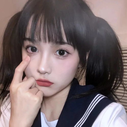 女生头像拿图点赞堆糖,美图壁纸兴趣社区