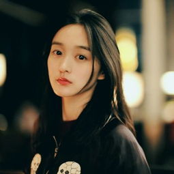 凄凉伤感图片女生唯美大全冬天是一个驼背的季节