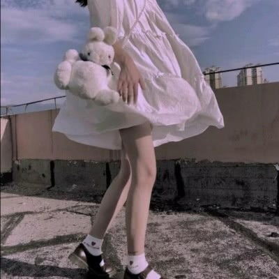 真人女孩下半身图片头像女生