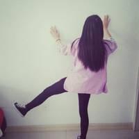 qq头像是女孩背面背景最好是电梯