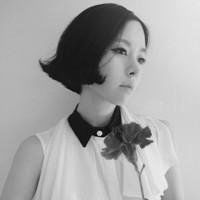 甜美萝莉时尚的黑白女生头像不带字,黑与白显得更是好看顺眼