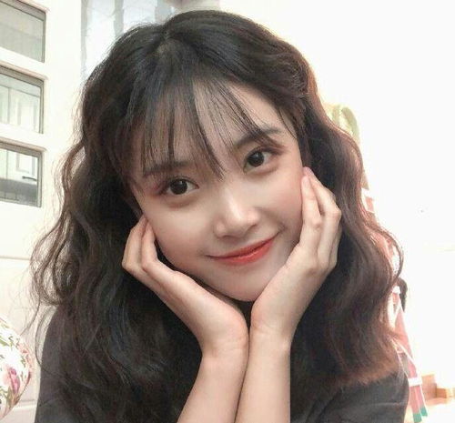 四千年一遇的美女鞠婧祎和半藏森林谁更好看