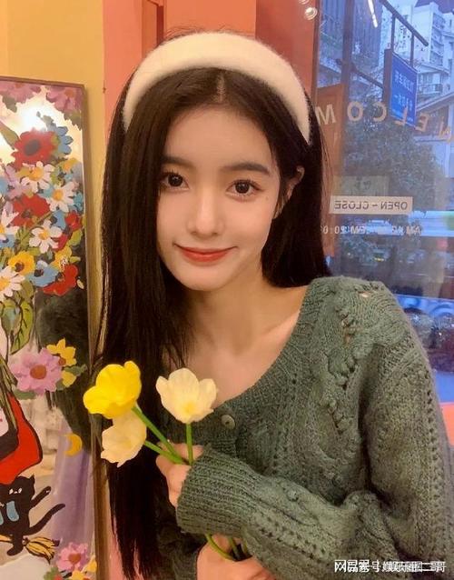 吴亦凡被曝和00后网红谈恋爱女友名字还和前几任相似哈哈哈哈