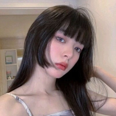 网易云热评捏同桌脸蛋,捏完她却哭了,还说了句这辈子我都难忘的话