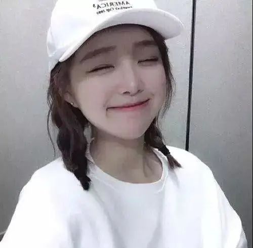 自拍照怎么拍才好看学好女生最爱的12个自拍姿势,拍照超吸睛