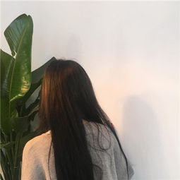 最新版2018女生有意境背影头像大全你占的地方不多只是我的心