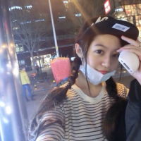 青春美女的个性头像没有一个拥抱可以投奔