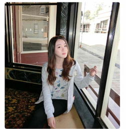 头像小女孩简单气质关晓彤