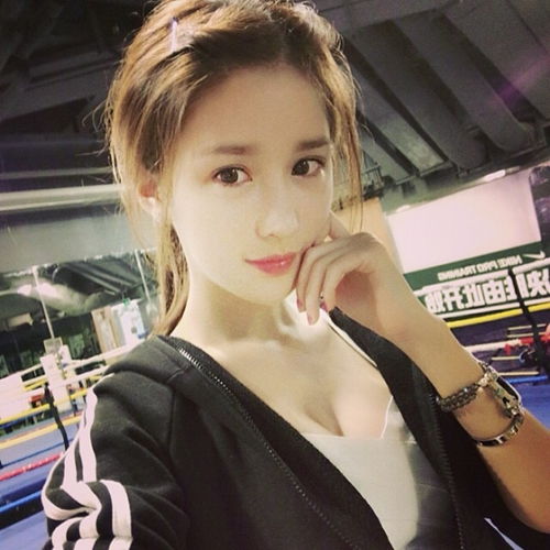 女孩子温柔和活泼能共存吗