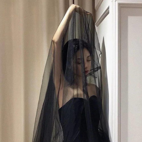 脸红而遇眼红散场