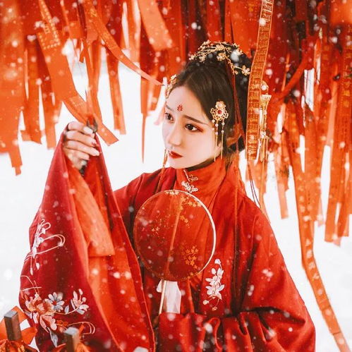 唯美红衣古风女生头像拾尽春花皆是你