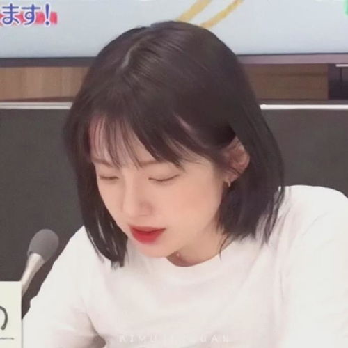 156cm29岁日本人气第一女主播,却自曝毒舌又贫乳,年龄还作假吧
