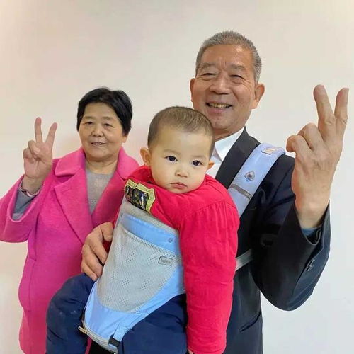 67岁高龄老妇产女,老伴欣喜若狂,产女后如今生活怎么样了