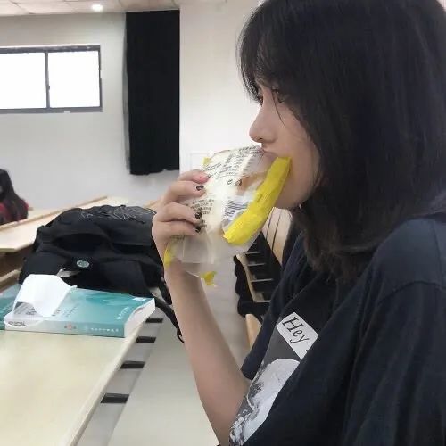 女生头像我就是吃货咋滴了请让我也吃得这么好看吧