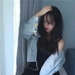 搞笑段子一档美食节目,主持人对美食一一进行评价