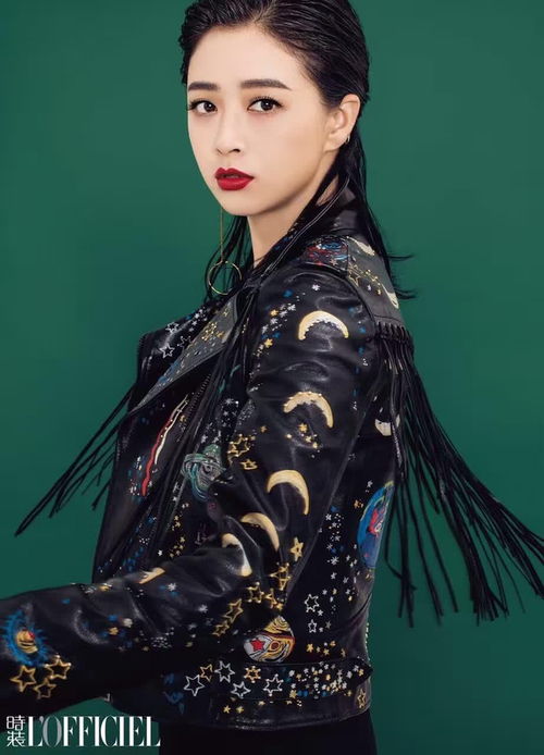 蒋欣化身霸气御姐暗黑女王气场十足