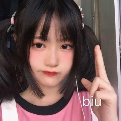 女生头像可爱呆萌真人侧脸,哭哭啼啼想挽留的人